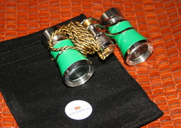 Театральный бинокль OPERA GLASSES XELOR.ru 3x25 зеленый  на цепочке черный бархат( Black silk velvet)-бинокль театральный кселор 3х25 опера глассес ― интерьер  мебель испания италия платки шелк шерсть бронза дорогое дерево  Капанни, предметы интерьера (мебель Италии)   paris.su Тел 89257720112 a6423260@yandex.ru 