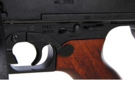 Макет пистолет-пулемета Томпсон, 45 мм, Америка 1928 г., Tommy-Gun